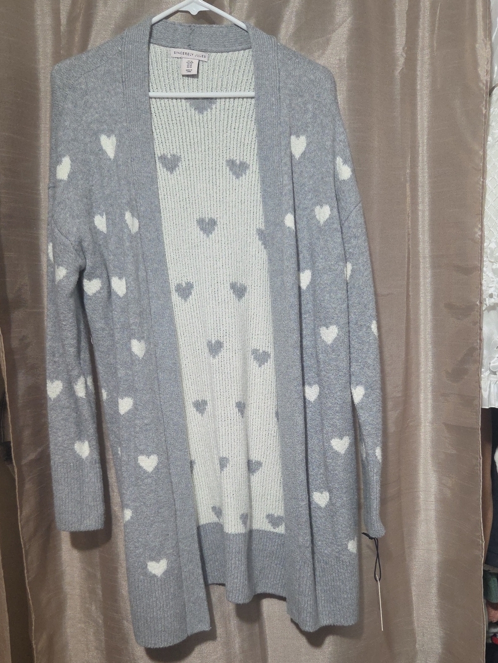 Sincerely Jules Light Gray & White Heart Open-Front Cardigan